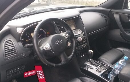 Infiniti QX70, 2014 год, 2 150 000 рублей, 8 фотография