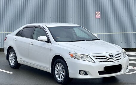 Toyota Camry, 2011 год, 1 450 000 рублей, 2 фотография