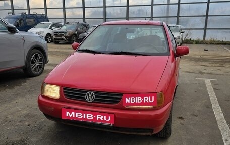 Volkswagen Polo III рестайлинг, 1995 год, 130 000 рублей, 4 фотография