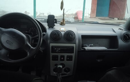 Renault Logan I, 2006 год, 300 000 рублей, 8 фотография