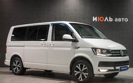 Volkswagen Caravelle T6 рестайлинг, 2015 год, 2 370 000 рублей, 3 фотография