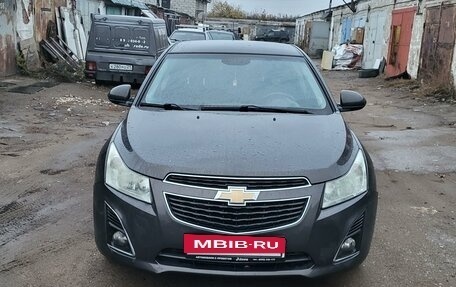 Chevrolet Cruze II, 2013 год, 820 000 рублей, 3 фотография