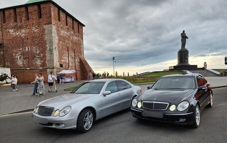 Mercedes-Benz E-Класс, 2003 год, 900 000 рублей, 8 фотография