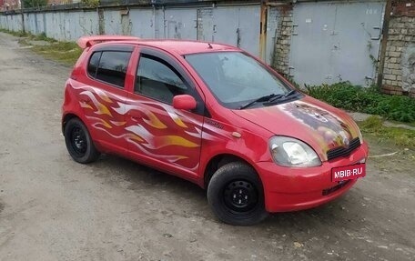 Toyota Vitz, 2001 год, 260 000 рублей, 3 фотография