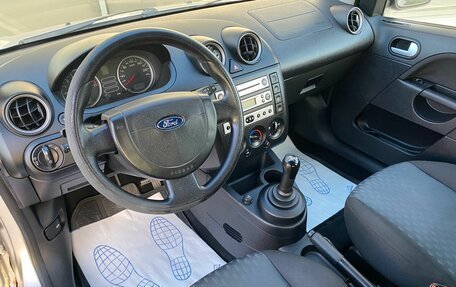 Ford Fiesta, 2005 год, 379 000 рублей, 7 фотография