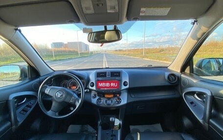 Toyota RAV4, 2011 год, 2 500 000 рублей, 21 фотография