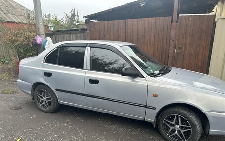 Hyundai Accent II, 2005 год, 500 000 рублей, 2 фотография