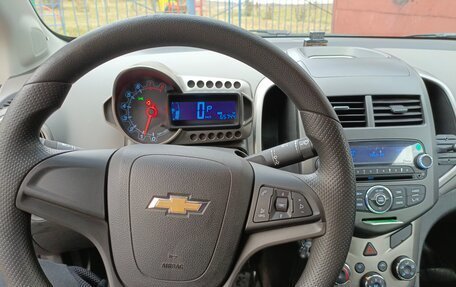 Chevrolet Aveo III, 2012 год, 880 000 рублей, 6 фотография