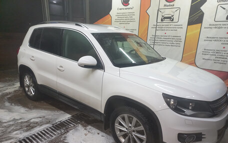 Volkswagen Tiguan I, 2011 год, 1 555 000 рублей, 4 фотография