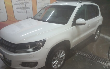 Volkswagen Tiguan I, 2011 год, 1 555 000 рублей, 11 фотография