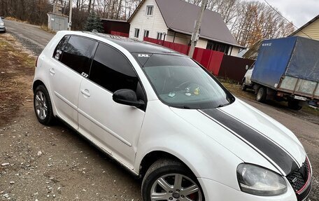 Volkswagen Golf V, 2006 год, 580 000 рублей, 2 фотография