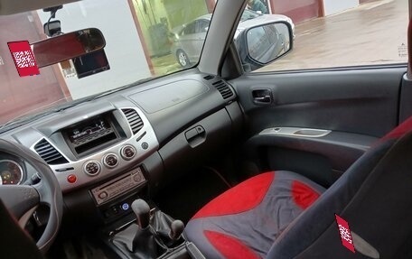 Mitsubishi L200 IV рестайлинг, 2014 год, 1 250 000 рублей, 9 фотография