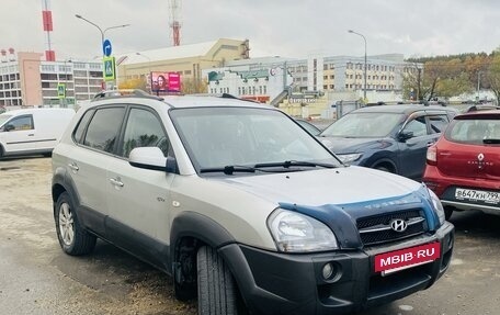 Hyundai Tucson III, 2006 год, 900 000 рублей, 8 фотография