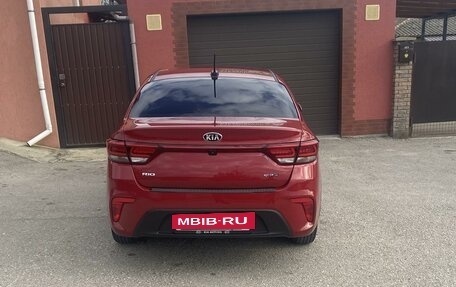 KIA Rio IV, 2018 год, 1 870 000 рублей, 2 фотография