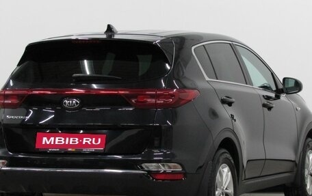 KIA Sportage IV рестайлинг, 2018 год, 2 015 000 рублей, 5 фотография