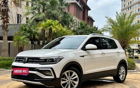 Volkswagen T-Cross I, 2021 год, 1 420 000 рублей, 3 фотография