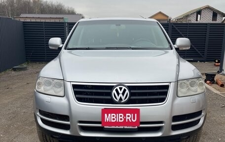 Volkswagen Touareg III, 2003 год, 850 000 рублей, 4 фотография