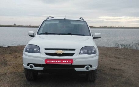 Chevrolet Niva I рестайлинг, 2016 год, 1 000 000 рублей, 14 фотография