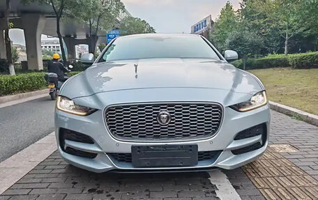 Jaguar XE I рестайлинг, 2021 год, 3 047 007 рублей, 9 фотография