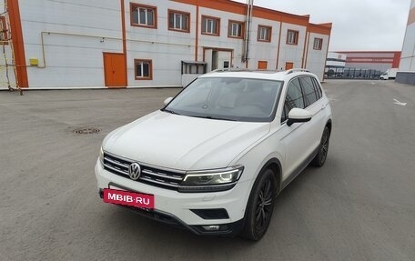 Volkswagen Tiguan II, 2017 год, 2 585 000 рублей, 2 фотография