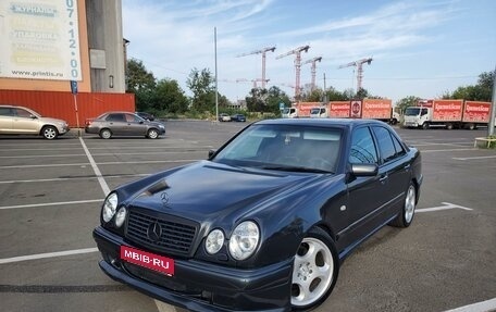 Mercedes-Benz E-Класс, 1997 год, 640 000 рублей, 1 фотография