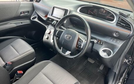 Toyota Sienta II, 2021 год, 1 350 000 рублей, 10 фотография