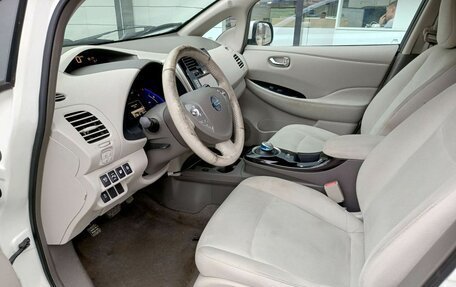 Nissan Leaf I, 2013 год, 1 203 000 рублей, 16 фотография