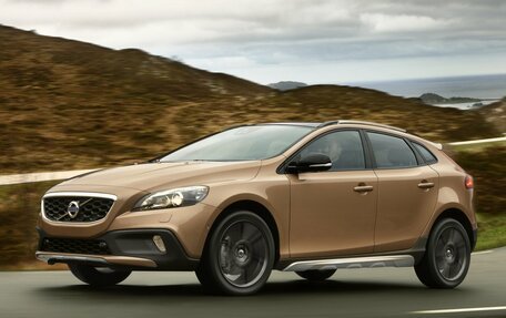 Volvo V40 Cross Country I, 2013 год, 1 490 000 рублей, 1 фотография