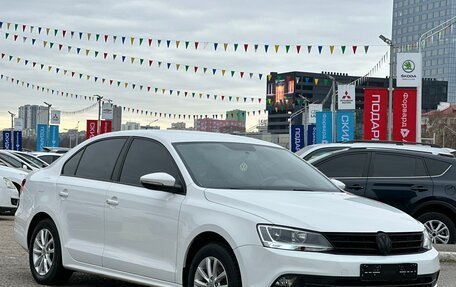 Volkswagen Jetta VI, 2015 год, 1 180 990 рублей, 2 фотография