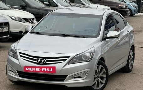 Hyundai Solaris II рестайлинг, 2015 год, 899 000 рублей, 4 фотография