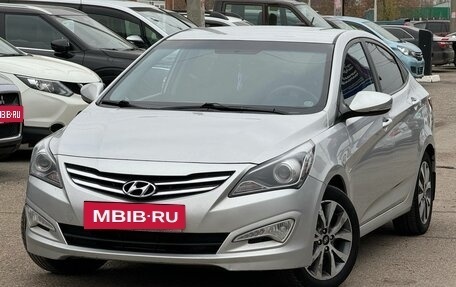 Hyundai Solaris II рестайлинг, 2015 год, 899 000 рублей, 10 фотография