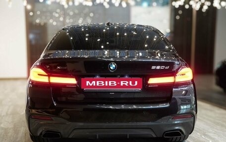 BMW 5 серия, 2021 год, 5 460 000 рублей, 4 фотография