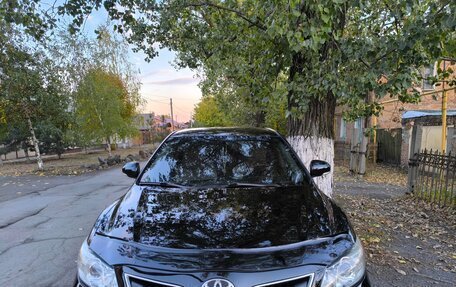 Toyota Camry, 2011 год, 1 900 000 рублей, 21 фотография