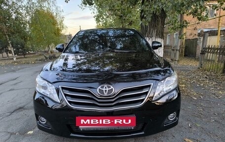 Toyota Camry, 2011 год, 1 900 000 рублей, 18 фотография