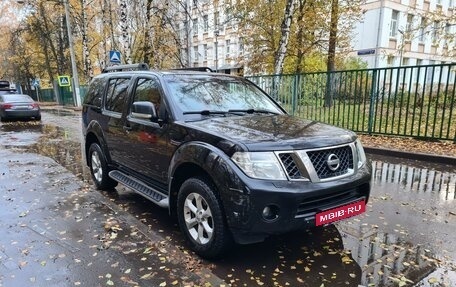 Nissan Pathfinder, 2011 год, 1 399 999 рублей, 31 фотография