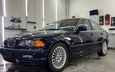 BMW 3 серия, 2001 год, 1 680 000 рублей, 3 фотография