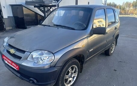 Chevrolet Niva I рестайлинг, 2012 год, 365 000 рублей, 5 фотография