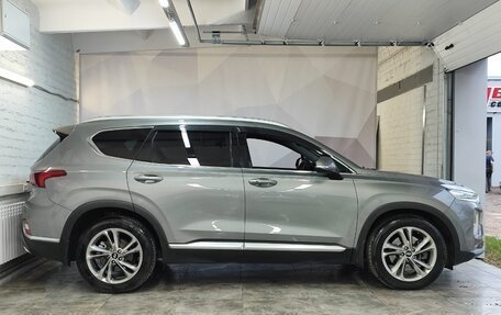 Hyundai Santa Fe IV, 2018 год, 3 095 000 рублей, 3 фотография