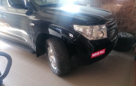 Toyota Land Cruiser 200, 2011 год, 3 950 000 рублей, 6 фотография