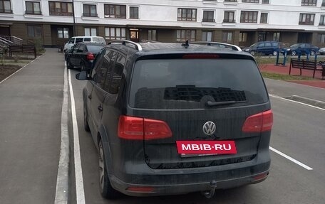 Volkswagen Touran III, 2012 год, 1 650 000 рублей, 3 фотография