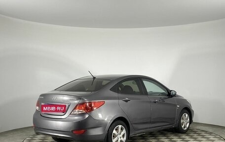 Hyundai Solaris II рестайлинг, 2012 год, 860 000 рублей, 5 фотография