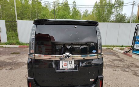 Toyota Voxy III, 2016 год, 2 100 000 рублей, 4 фотография