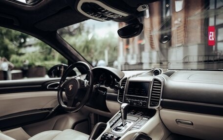 Porsche Cayenne III, 2011 год, 2 970 000 рублей, 11 фотография