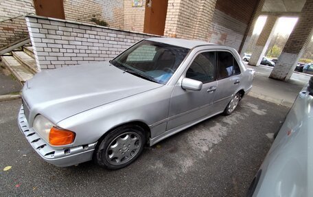 Mercedes-Benz C-Класс, 1994 год, 180 000 рублей, 3 фотография