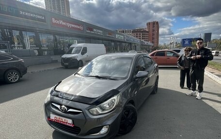 Hyundai Solaris II рестайлинг, 2014 год, 799 999 рублей, 2 фотография