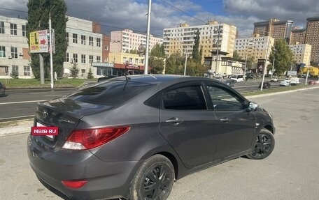 Hyundai Solaris II рестайлинг, 2014 год, 799 999 рублей, 4 фотография