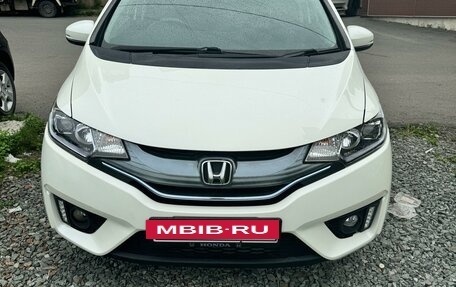 Honda Fit III, 2014 год, 940 000 рублей, 3 фотография