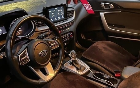 KIA cee'd III, 2019 год, 1 600 000 рублей, 21 фотография