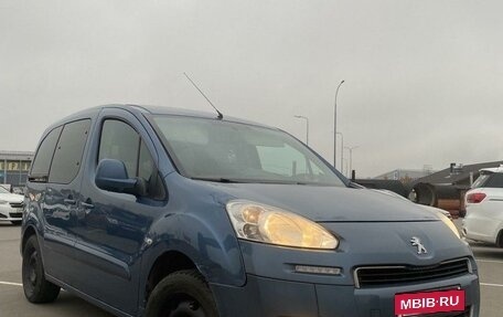 Peugeot Partner II рестайлинг 2, 2012 год, 725 000 рублей, 11 фотография