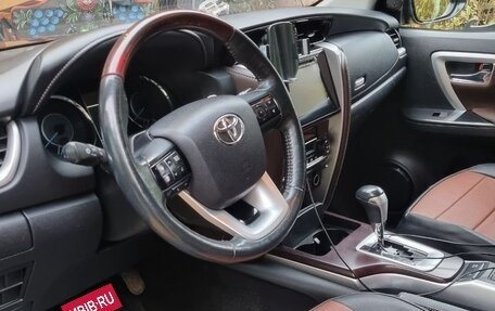 Toyota Fortuner II, 2017 год, 3 750 000 рублей, 14 фотография